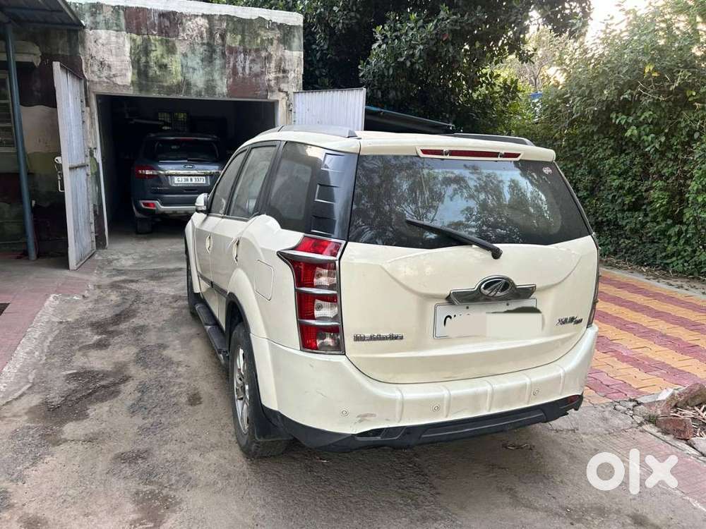 Mahindra Xuv500 2012 Diesel 180000 Km Driven