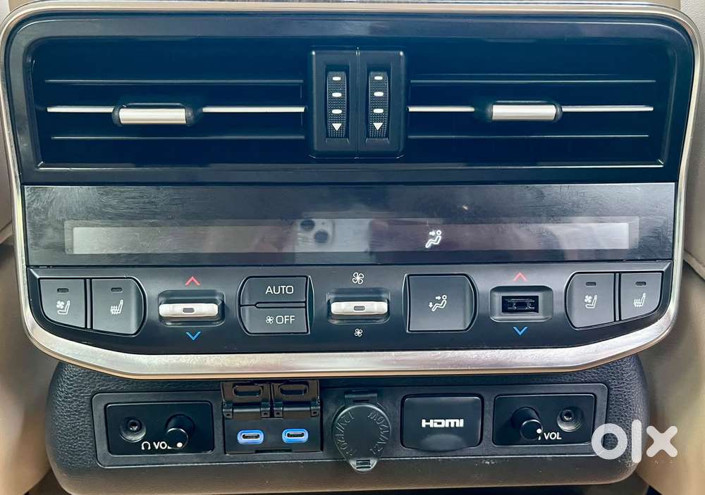 Toyota Land Cruiser 3.3 Zx Diesel, 2023, Diesel