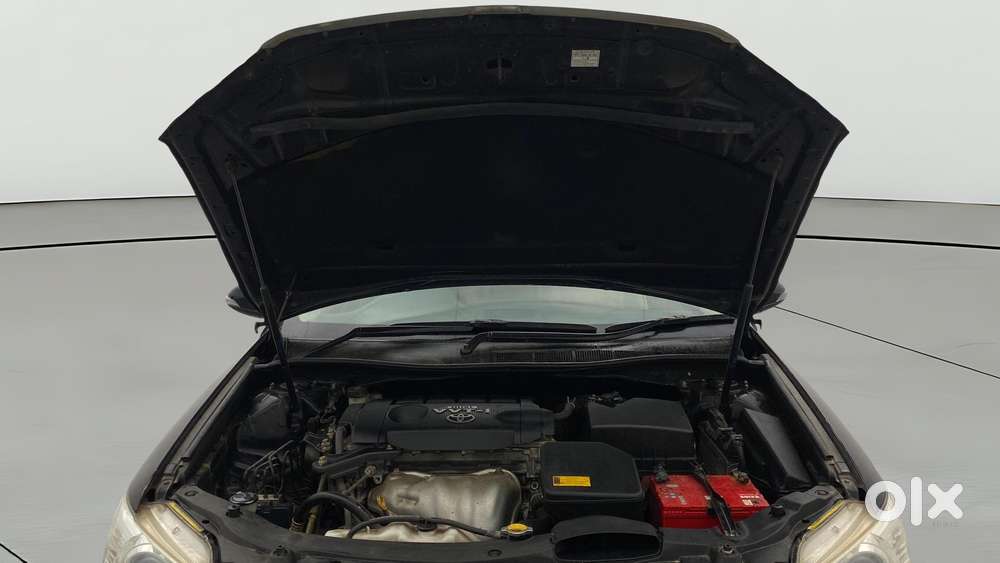 Toyota Camry [ ] 2.5 L At, 2013, Petrol