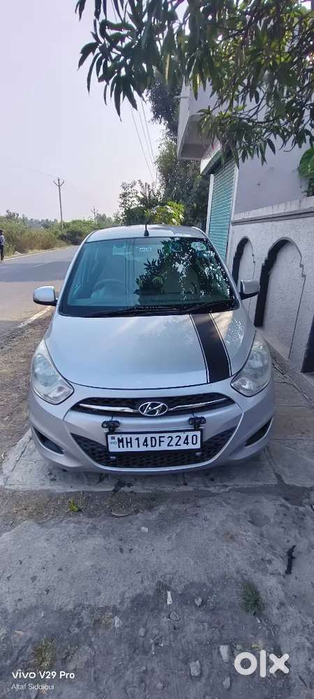 Hyundai I10 2012 Petrol + Cng 100000 Km Driven ( Cng Average 28+)