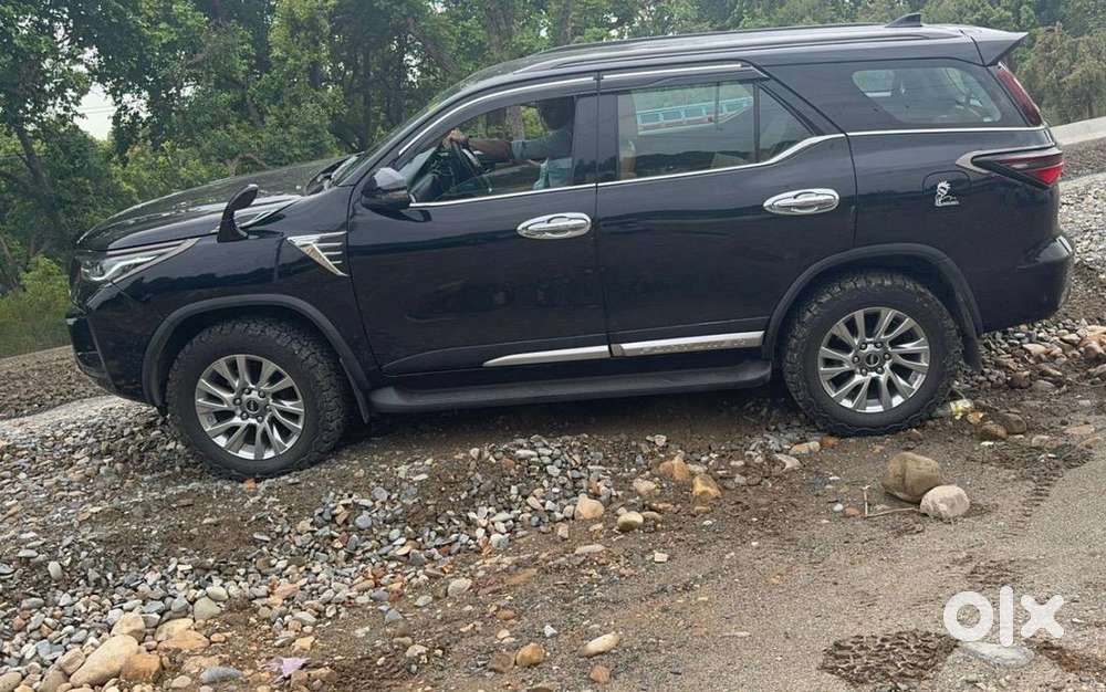 Toyota Fortuner 2023 Diesel 28000 Km Driven