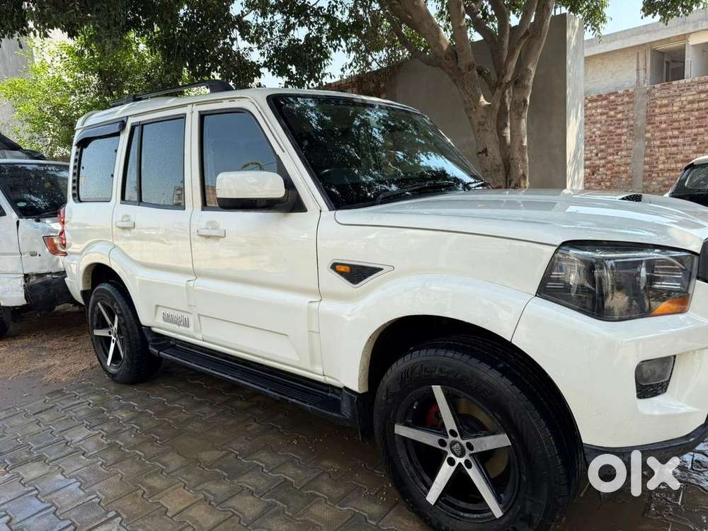 Mahindra Scorpio 10 Diesel 97000 Km Driven