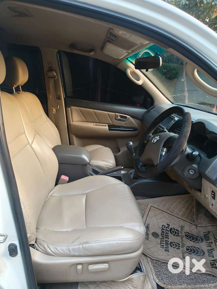 Toyota Fortuner 3.0 4x2 Mt, 2012, Diesel