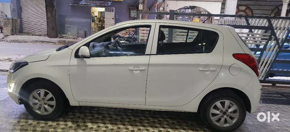 Hyundai I20 Sportz 2012 Petrol Manual Mint Condition..