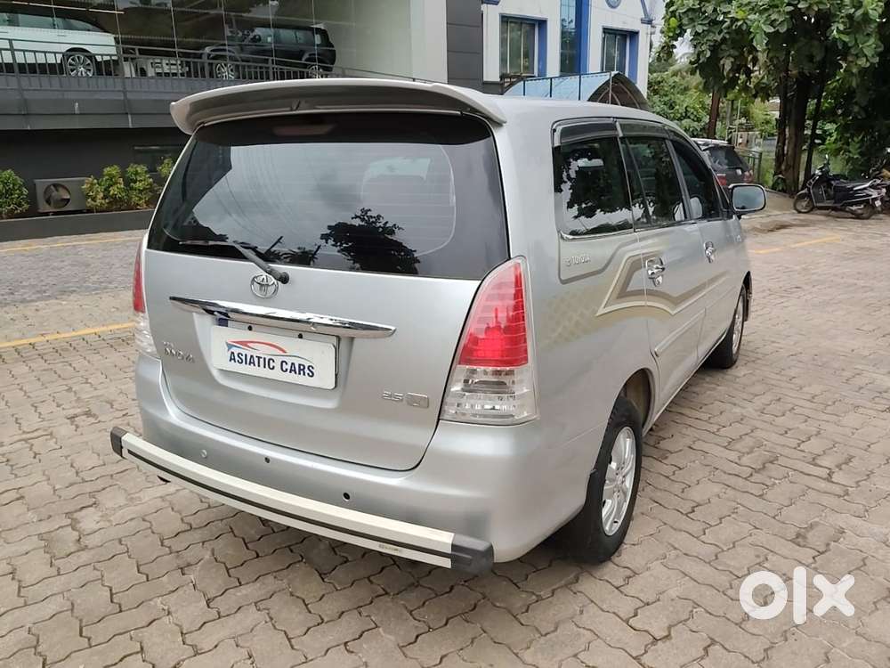 Toyota Innova 2.5 Vx 8 Str Bsiv, 2011, Diesel