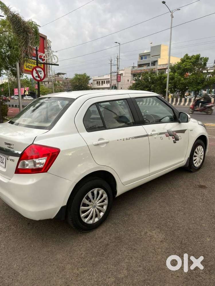 Maruti Suzuki Swift Dzire Vxi Regal Limited Edition Mt, 2016, Petrol
