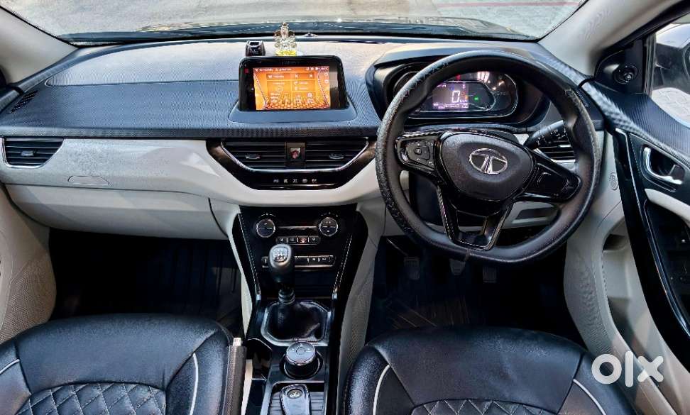 Tata Nexon 1.2 Revotron Xz Plus Dual Tone, 2022, Petrol