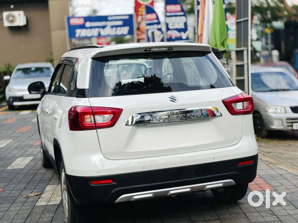 Maruti Suzuki Brezza, 2022, Petrol