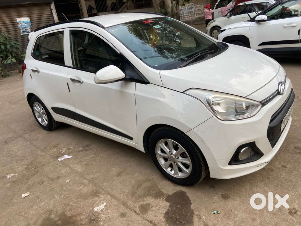 Hyundai Grand I10 2015 Car