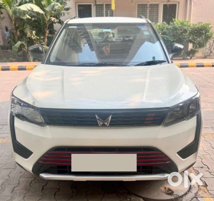 Mahindra Xuv300 Turbosport W6, 2024, Petrol