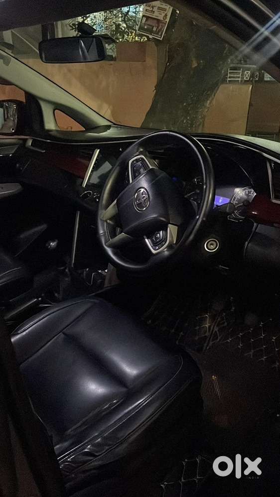 Finance Available Toyota Innova Crysta 2017 Diesel 146000 Km Driven