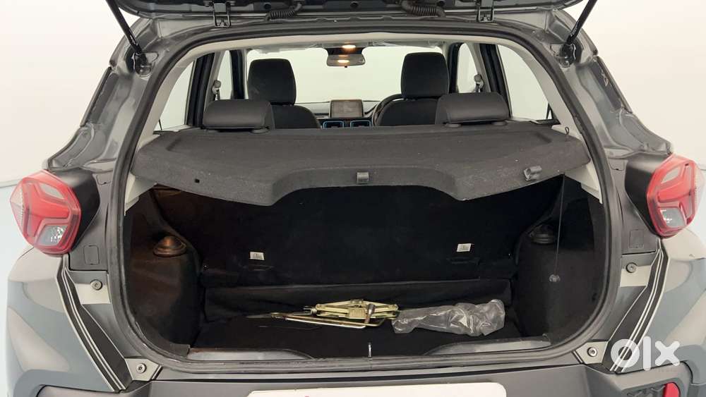 Tata Punch 1.2 Revotron Creative Dual Tone, 2023, Petrol
