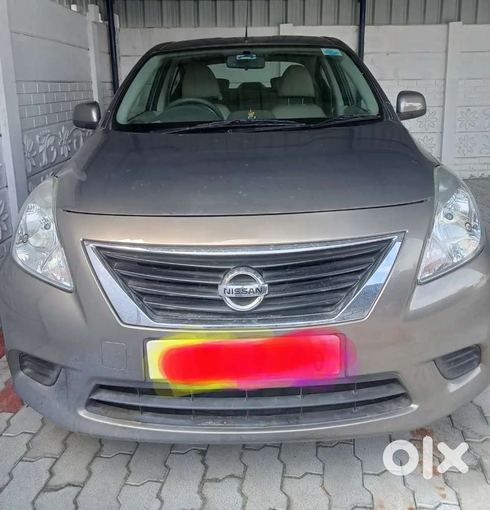 Nissan Sunny 2012 Model