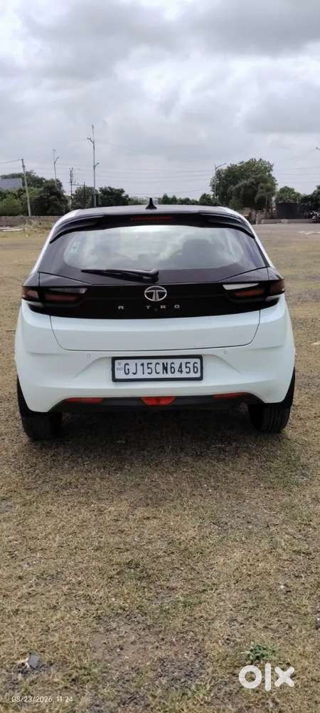 Tata Altroz Xz Plus (s) Diesel, 2023, Diesel