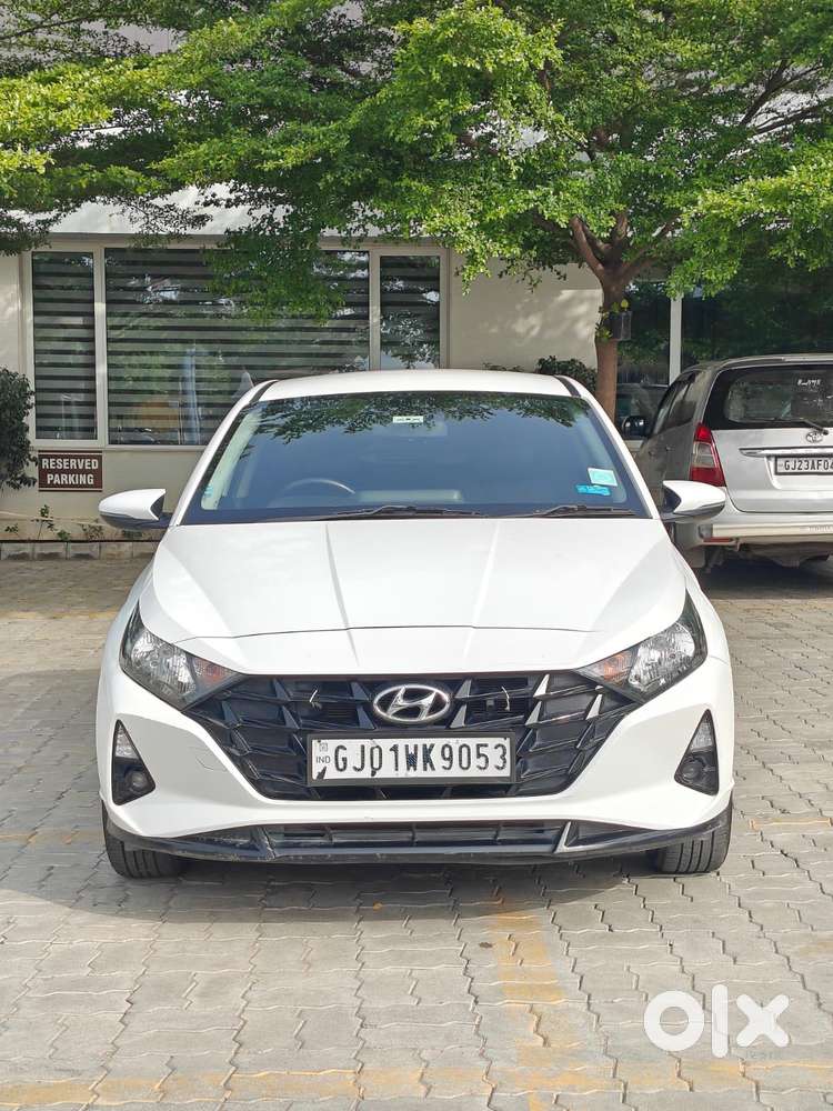 Hyundai I20 Sportz 1.2 Mt, 2023, Petrol