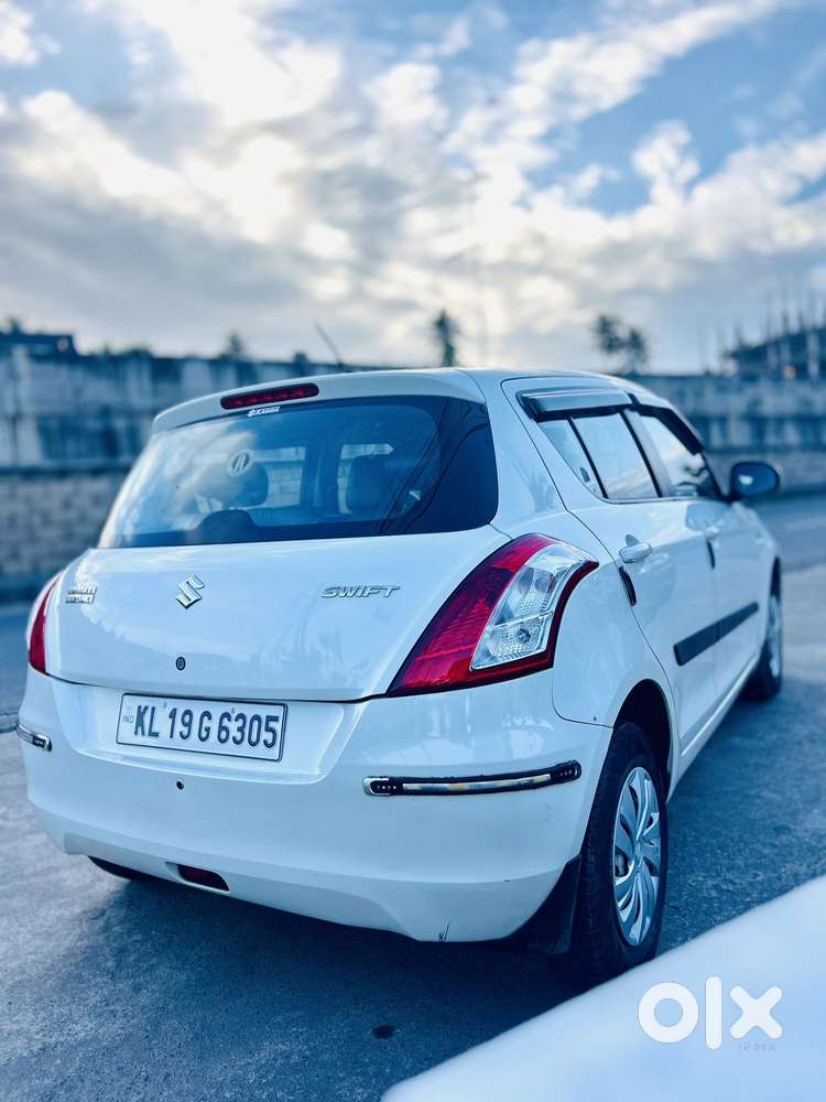Maruti Suzuki Swift Lxi, 2016, Petrol