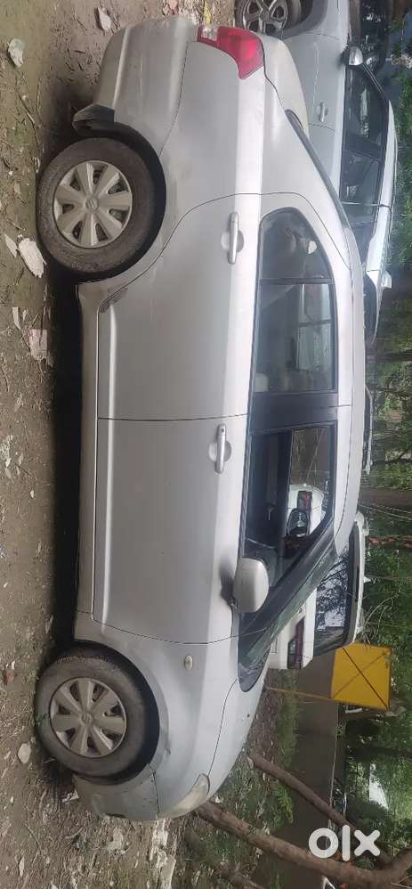 Maruti Dzire 1.2 Vxi 2011