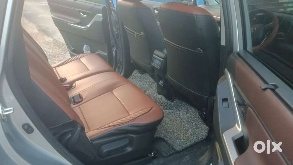 Toyota Innova Hycross 2.0 Vx Hybrid 7 Str, 2025, Petrol