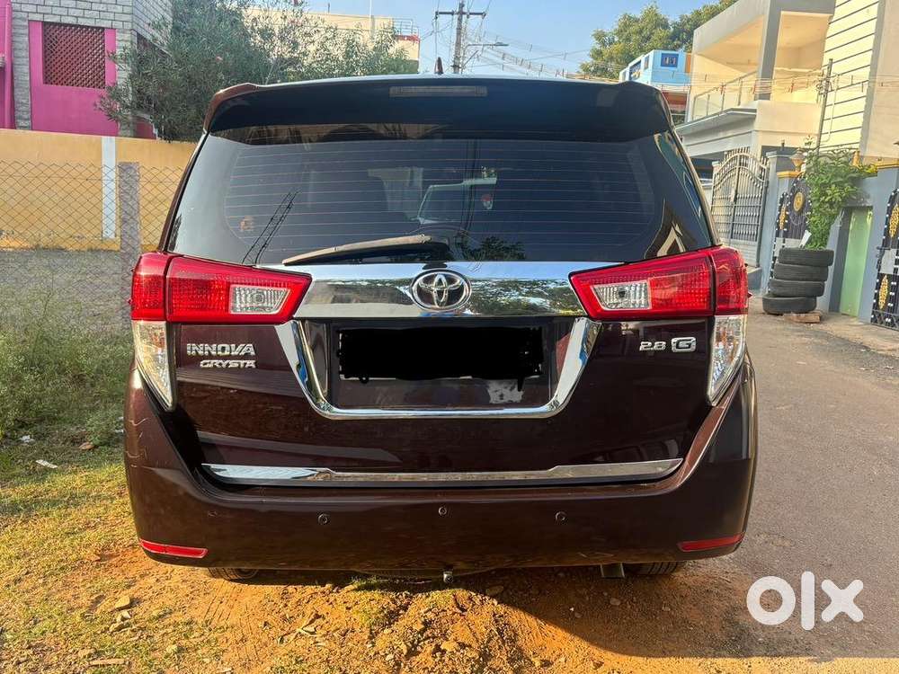 Toyota Innova Crysta 2017 Diesel Well Maintained