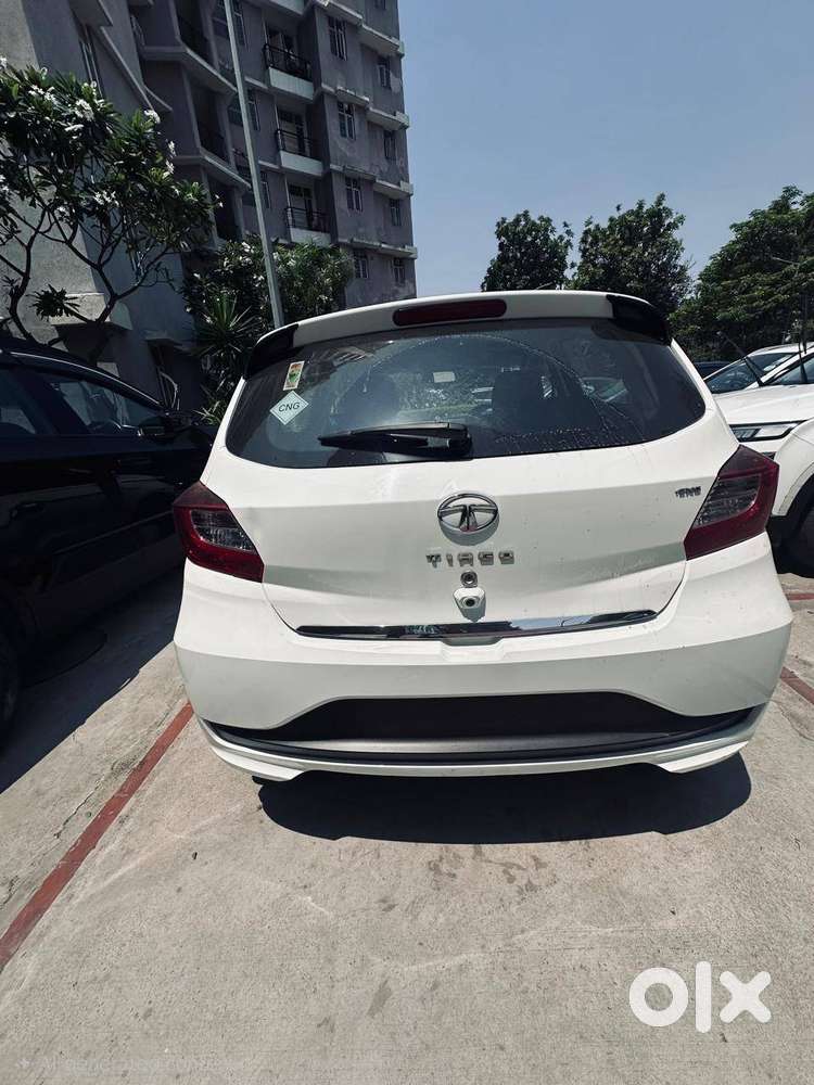 Tata Tiago Cng 2025