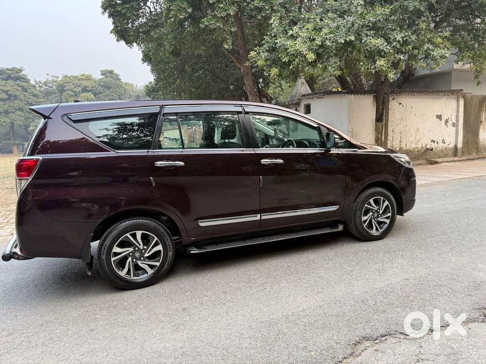 Toyota Innova Crysta 2.4 V 8 Str, 2021, Diesel