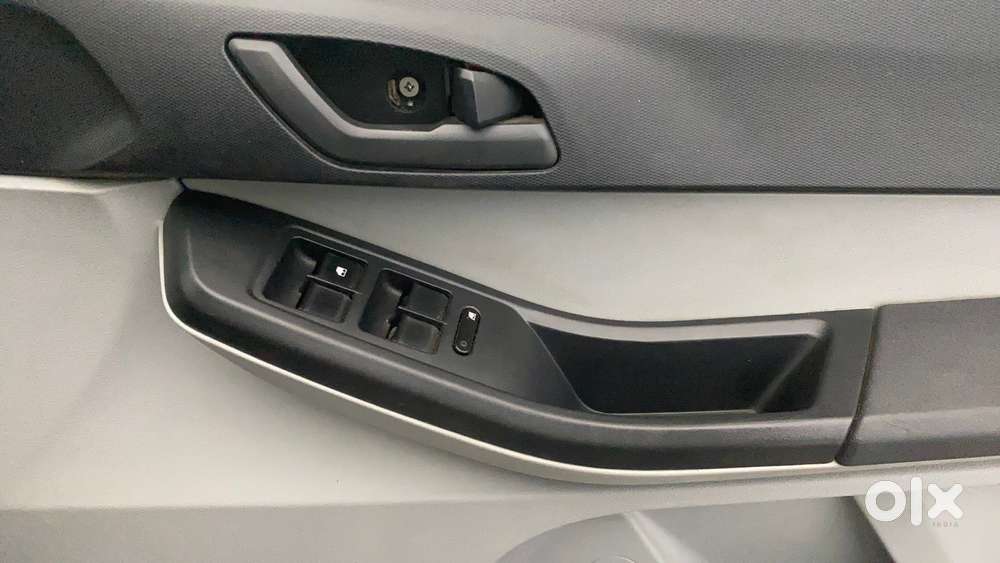 Tata Tiago 1.2 Revotron Xm, 2023, Cng & Hybrids