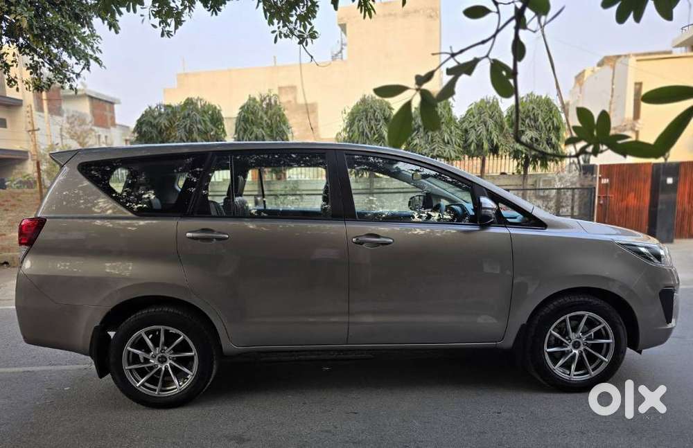 Toyota Innova Crysta 2.4 G Mt 7 Str, 2021, Diesel