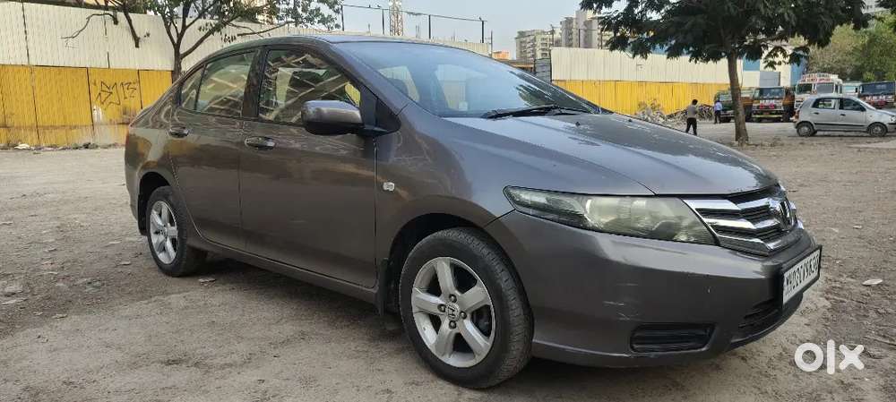 Automatic 2013 Super Class Condition Full Insurance 1 Party