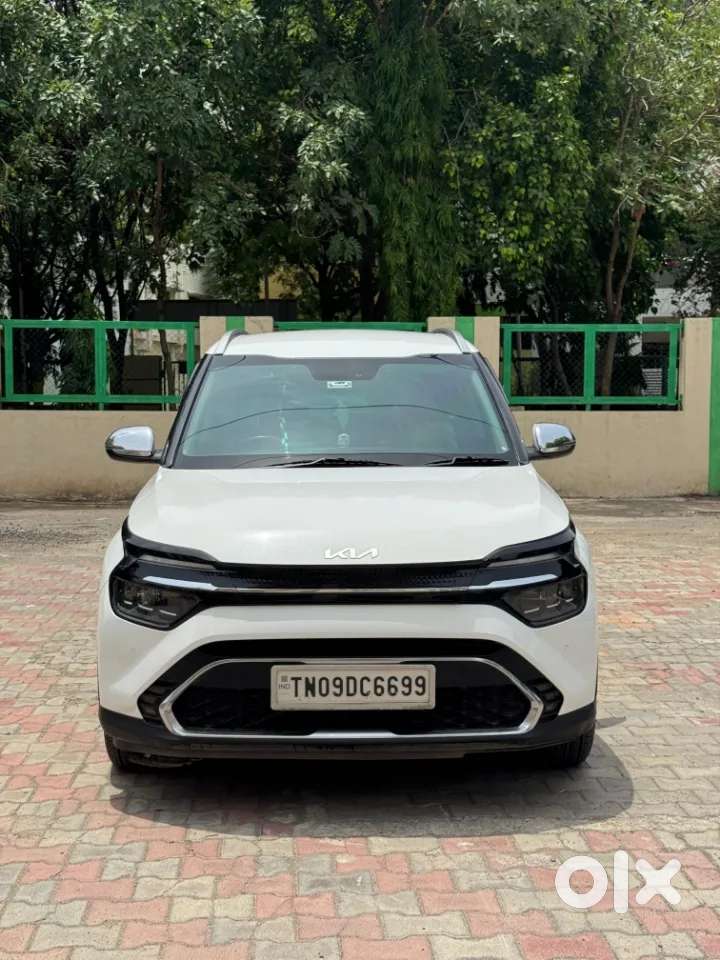 Kia Carens 1.5 Luxury Plus Diesel At 7 Str, 2023, Diesel