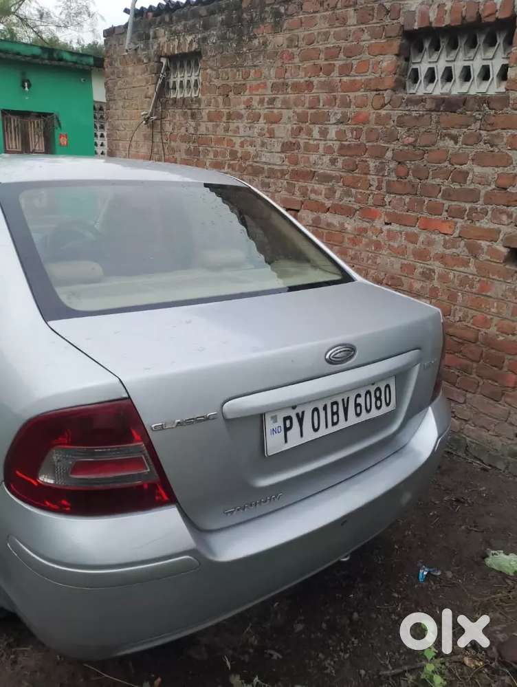 Ford Fiesta Classic 2013 Diesel 130000 Km Driven