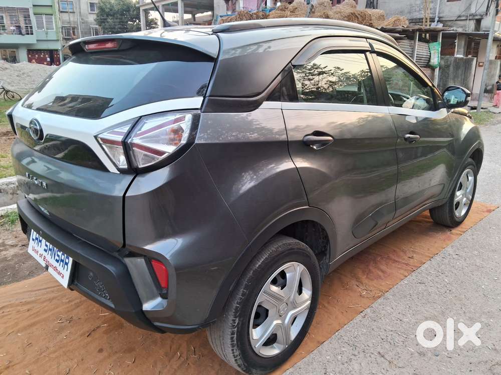Tata Nexon 1.2 Revotron Xm (s), 2023, Petrol