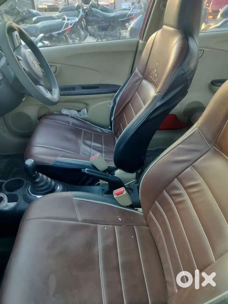 Honda Brio Petrol 2011 - Condition Perfect