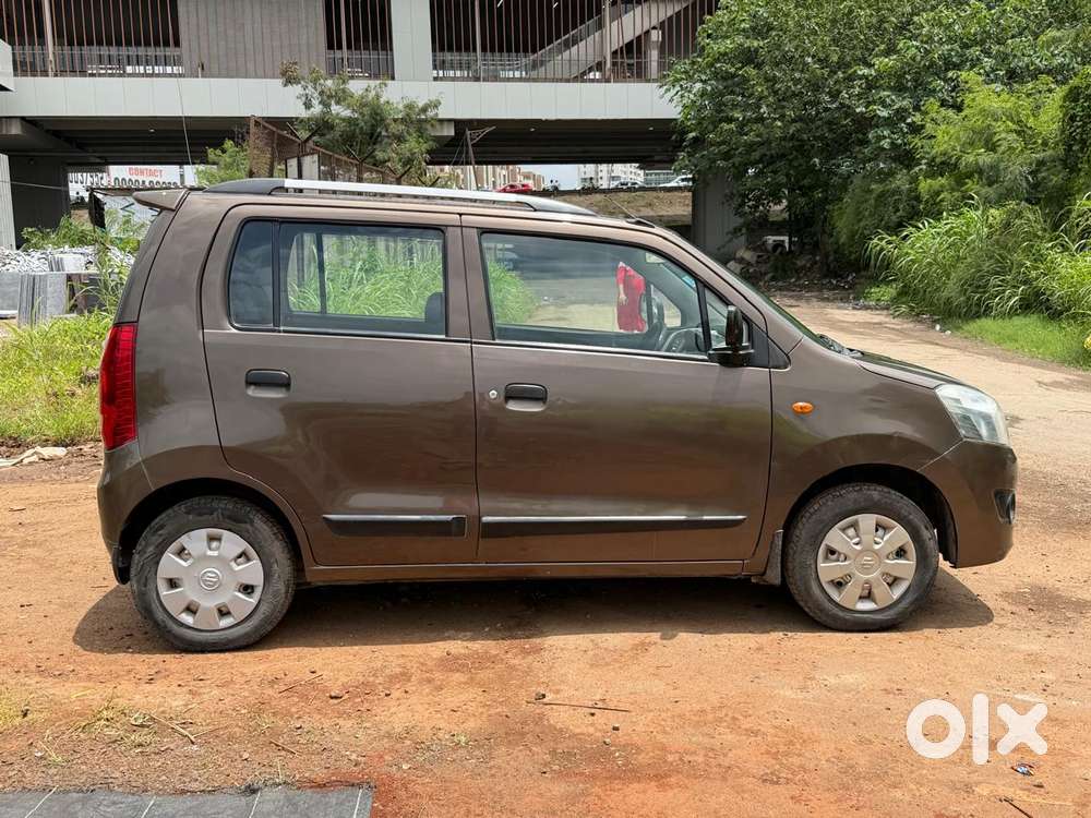 Maruti Suzuki Wagon R Lxi Cng Optional, 2015, Petrol