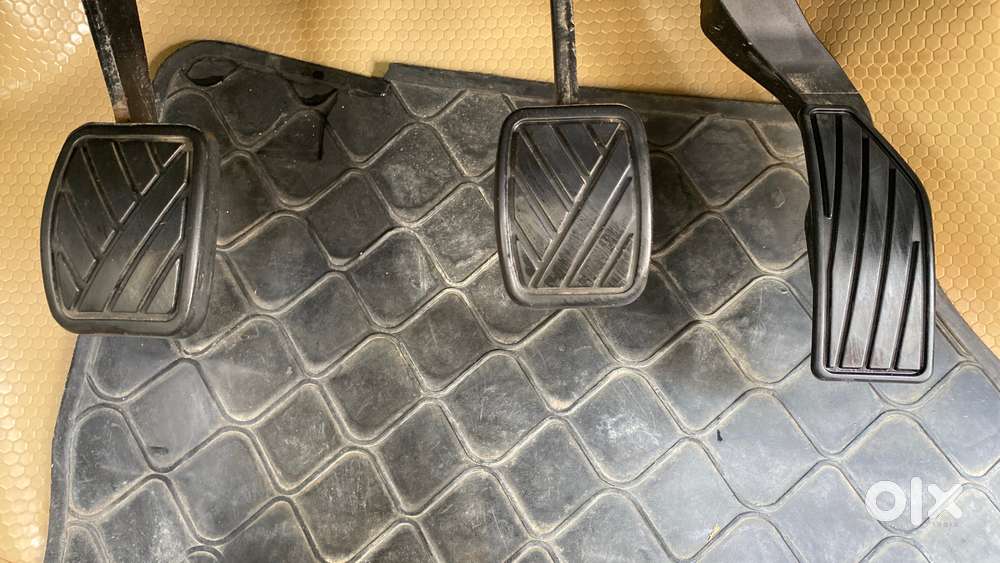 Maruti Suzuki Swift Dzire Zxi 1.2, 2015, Petrol