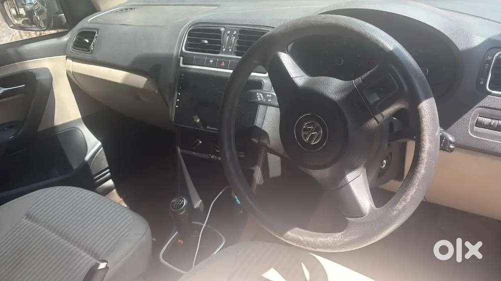 Volkswagen Polo Petrol 2011