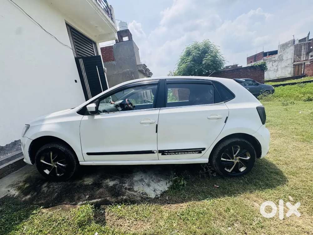 Volkswagen Polo 2015 Year Car