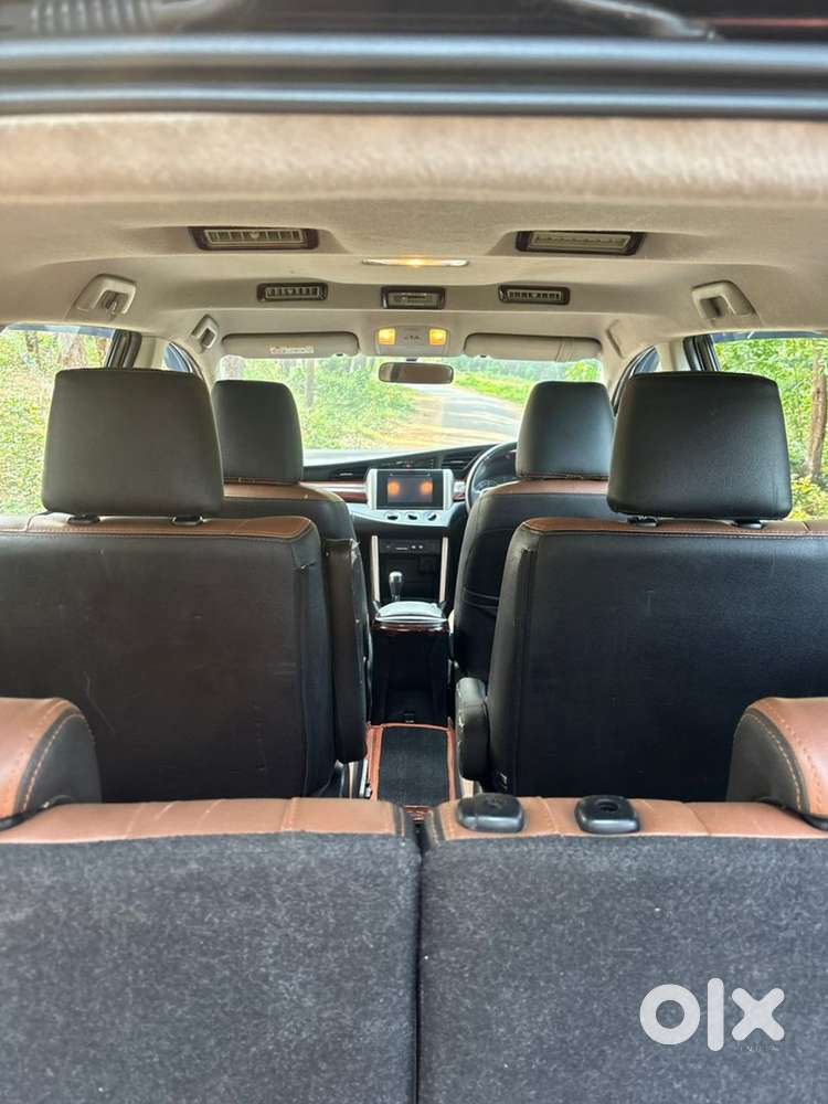 Toyota Innova Crysta 2020