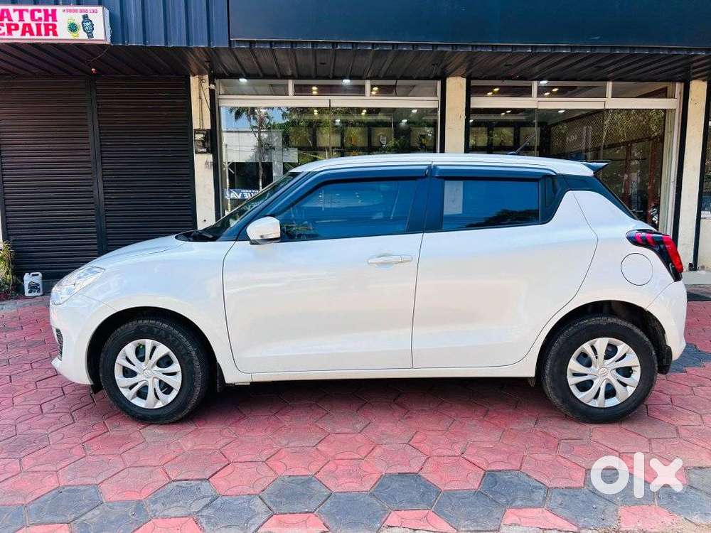 Maruti Suzuki Swift 1.2 Vxi (o), 2023, Petrol