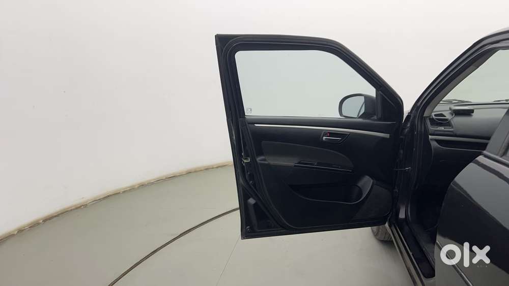 Maruti Suzuki Swift Vvt Vxi, 2016, Petrol