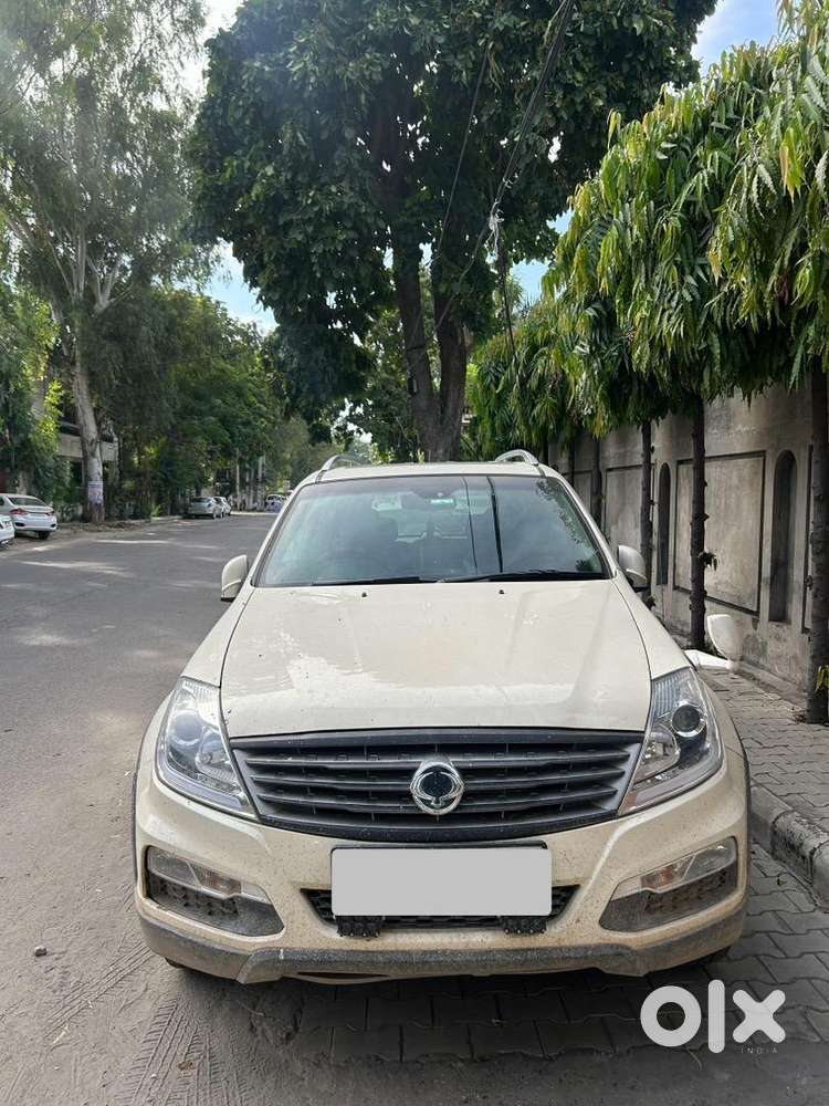 Mahindra Diesel Car 2017 (4wd)
