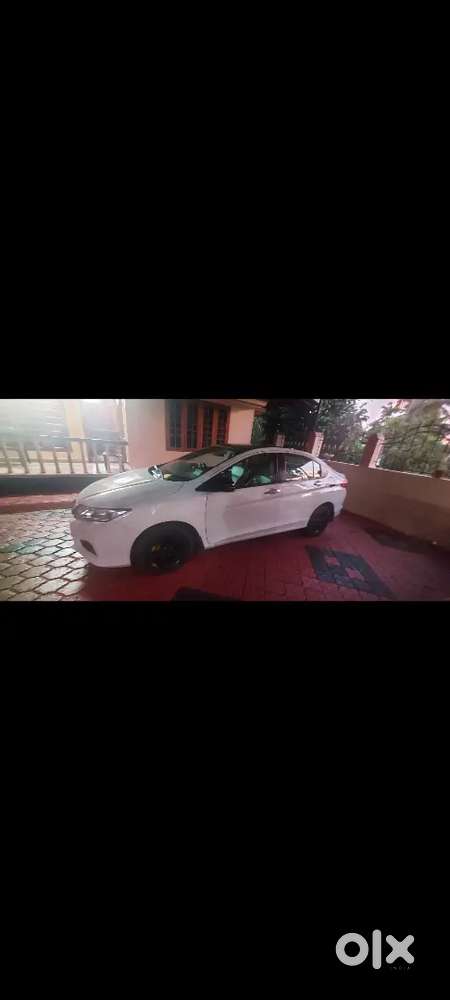 Honda City Vx Diesel (top Model) – 2015 With Sunroof