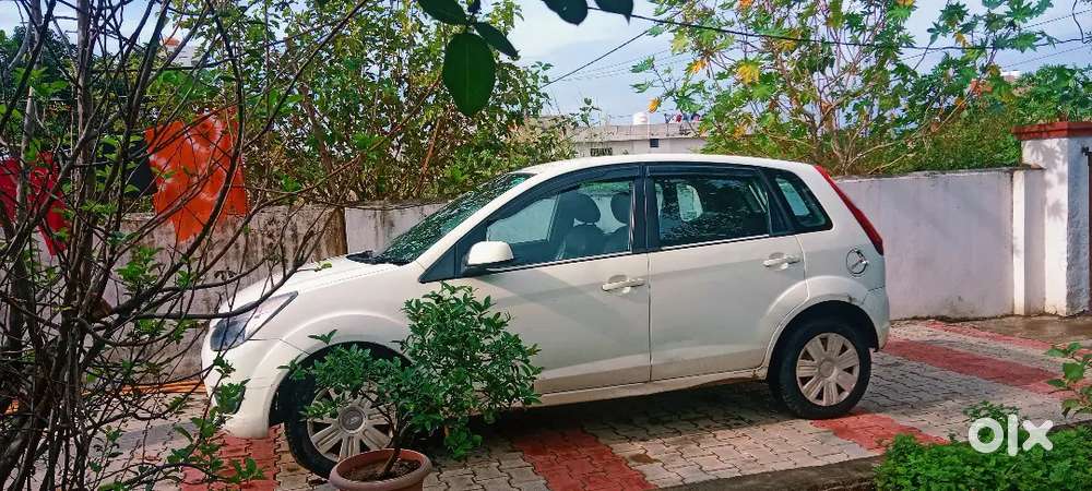Ford Figo Petrol 2011 Manual