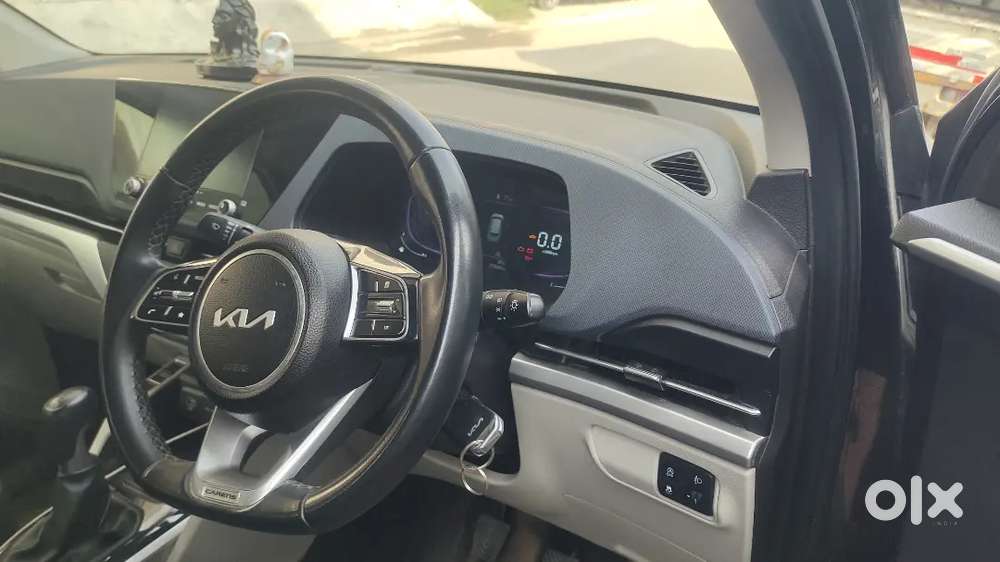 Kia Carens Gravity 2025