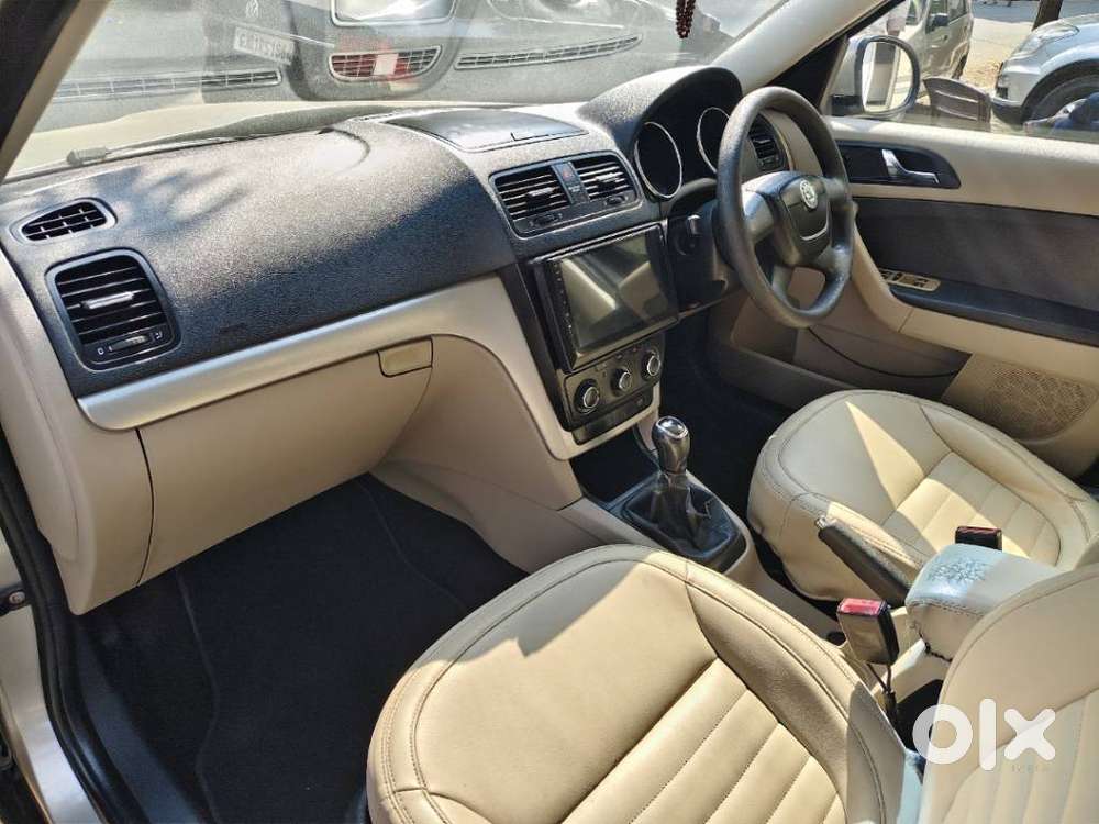 Skoda Yeti Elegance 4x2, 2013, Diesel