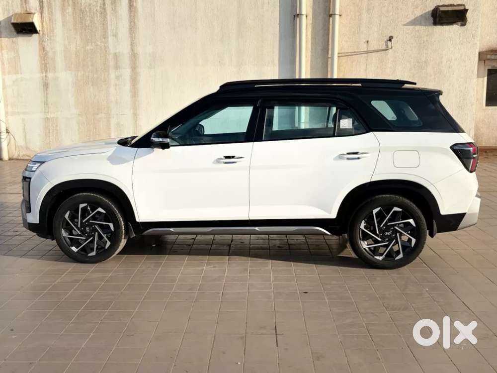 Hyundai Alcazar, 2025, Petrol