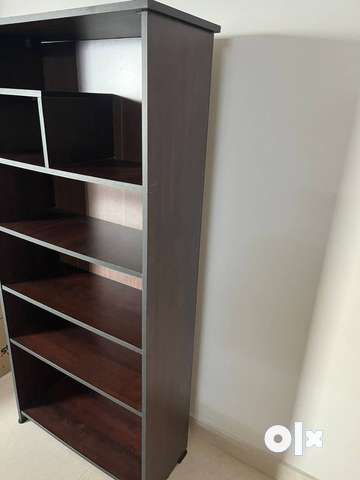 Bookshelf for outlet sale olx