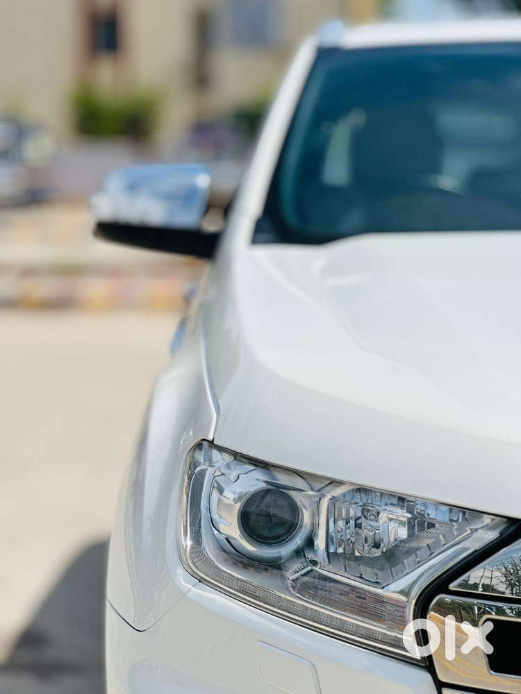 Ford Endeavour 3.2 Titanium 4x4 At, 2017, Diesel