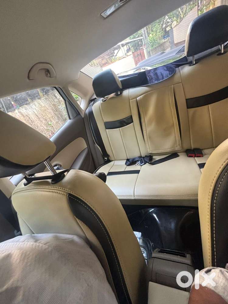 Skoda Rapid Tsi, 2015, Petrol