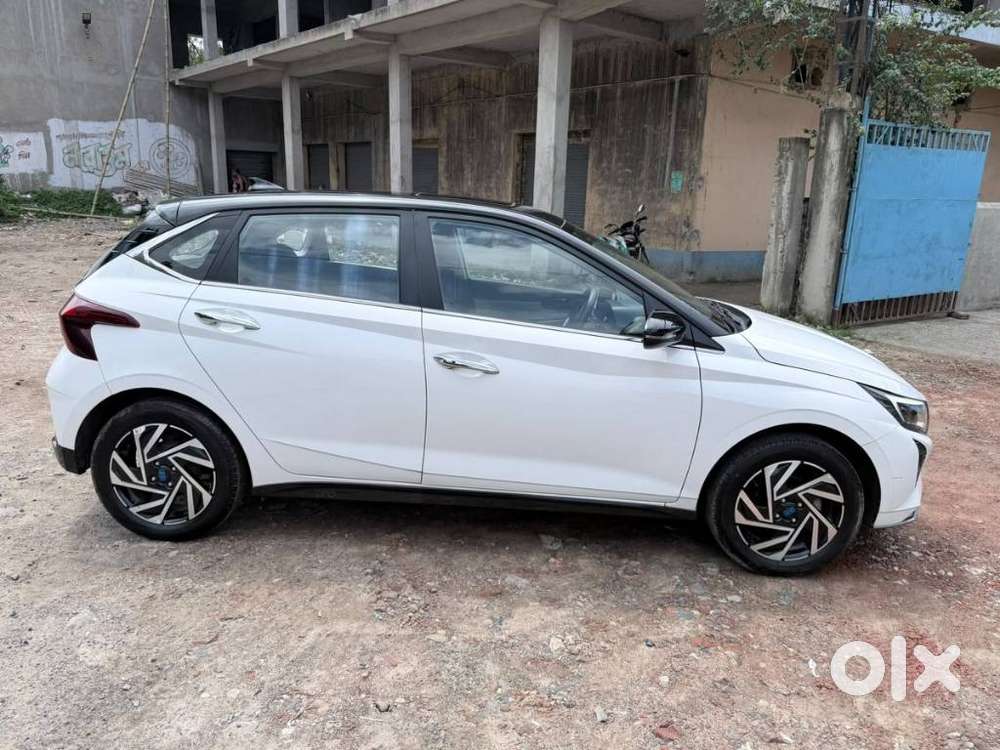 Hyundai Elite I20 Asta (o) 1.2 Mt, 2024, Petrol