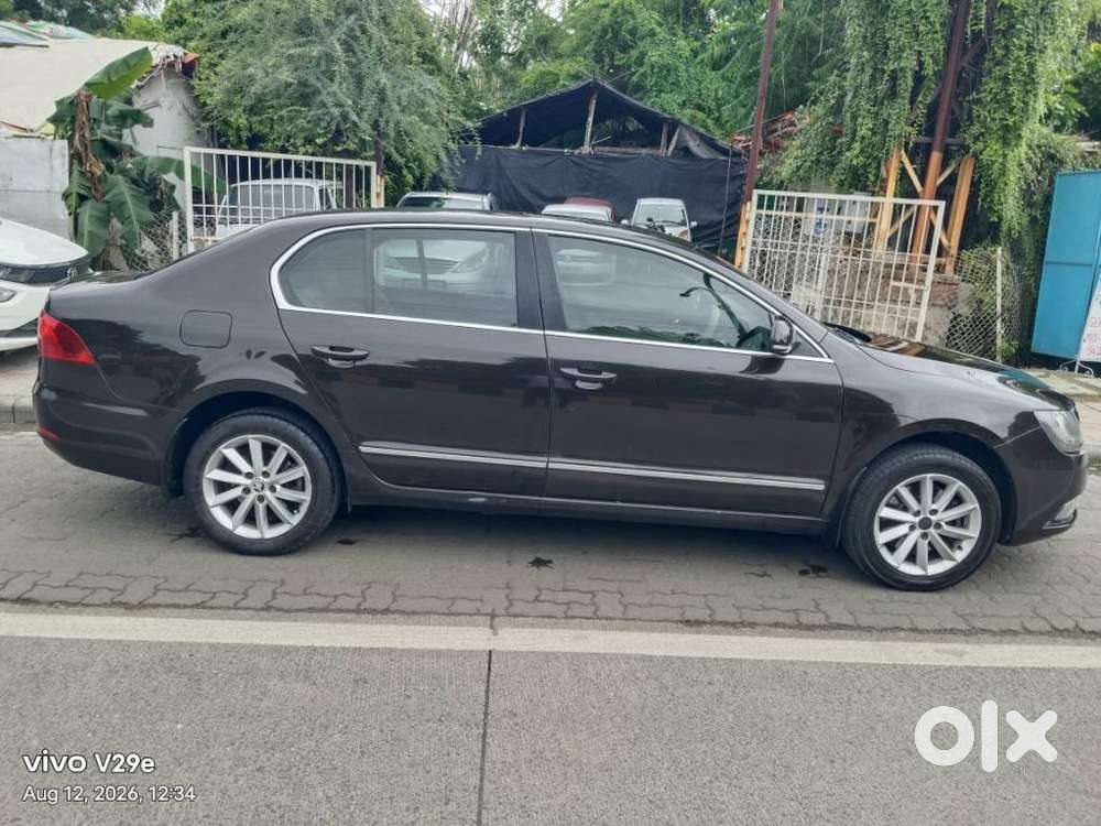 Skoda Superb Elegance 2.0 Tdi Cr At, 2014, Diesel